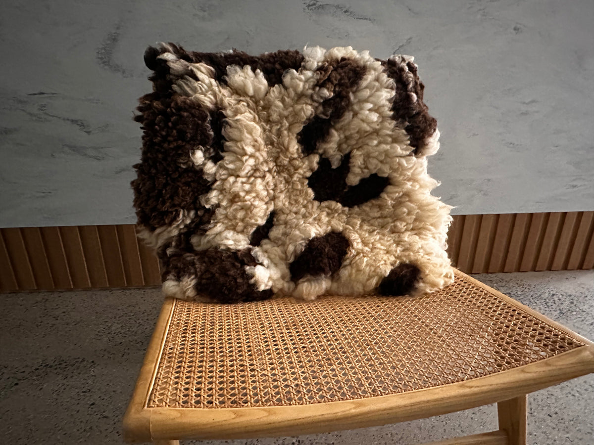 Jacob (Cream &amp; Brown-M)