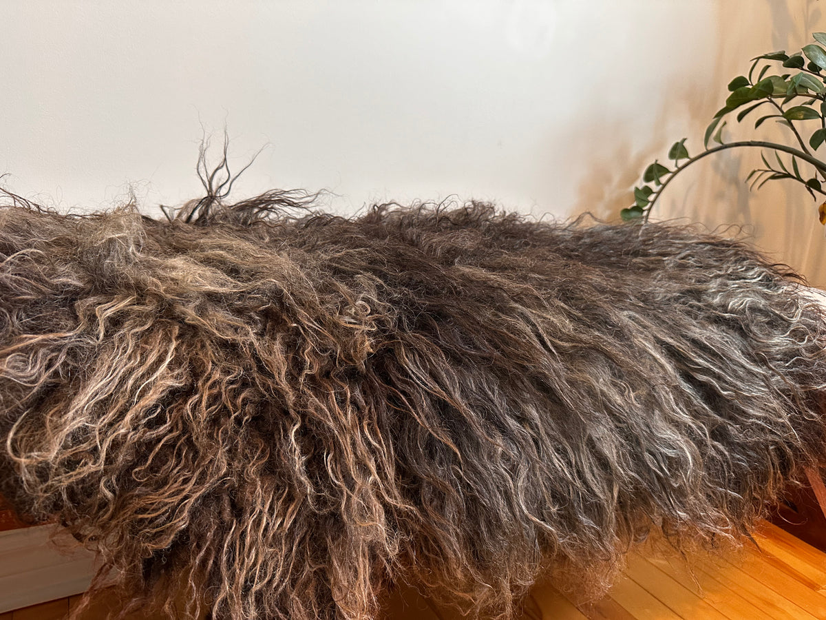 Hebridean (Brown/grey/black-L)